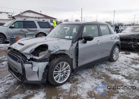 2024 Mini Hardtop Cooper S from USA, damaged, VIN WMW53DK09R2U84766